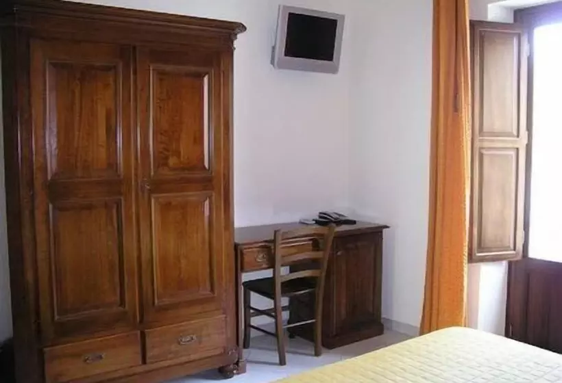 تختخواب و صبحانه Pousada Noir