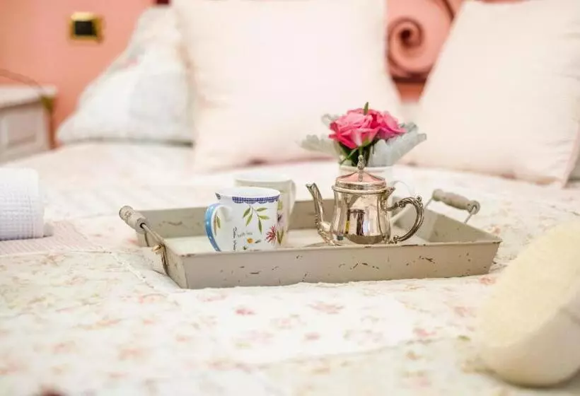 Bed and Breakfast Ripa Medici, Camere Con Vista E Parcheggio Incluso