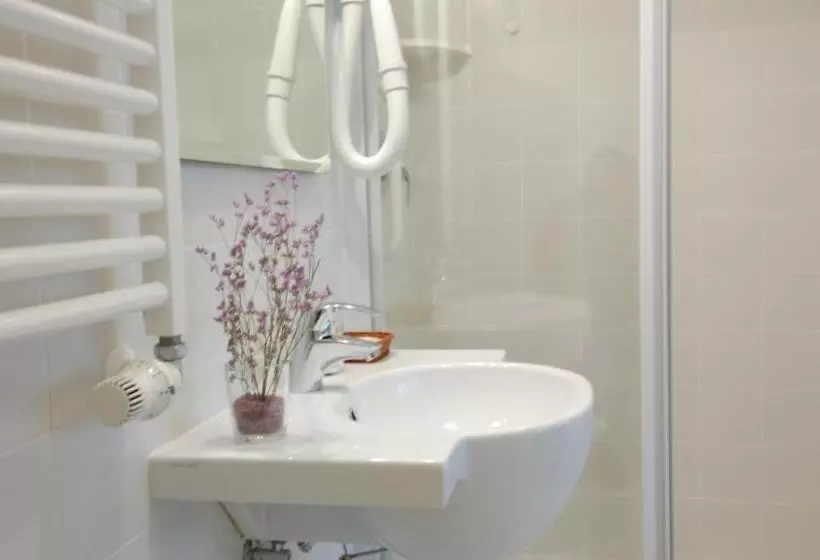 تختخواب و صبحانه Santa Margherita Guest House