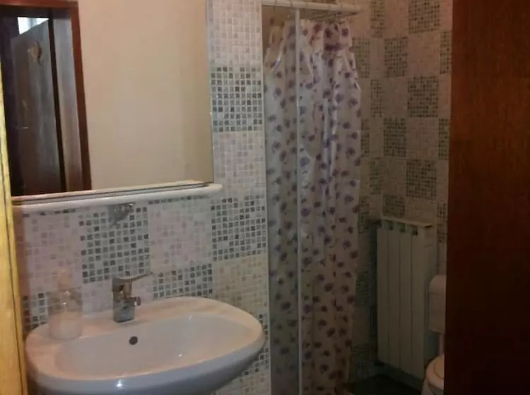 مسافرخانه Casa Linger