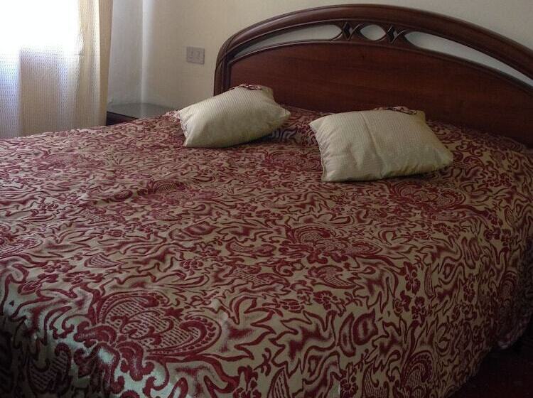 مسافرخانه Casa Linger