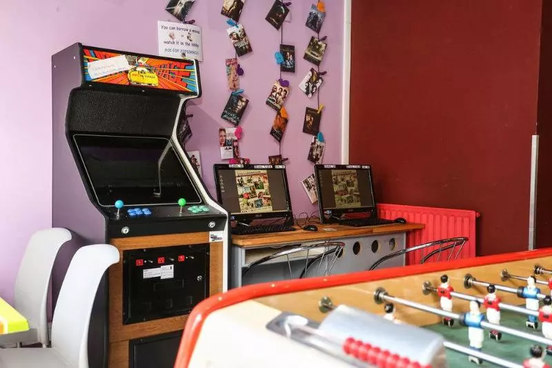 Хостел Le Montclair Montmartre By River