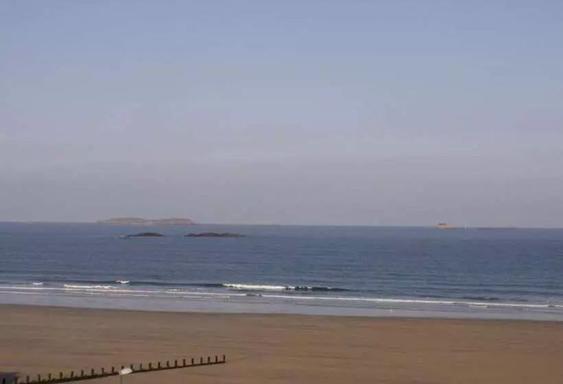 ホテル Alpha Océan