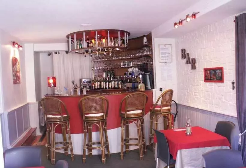 ホテル Alpha Océan