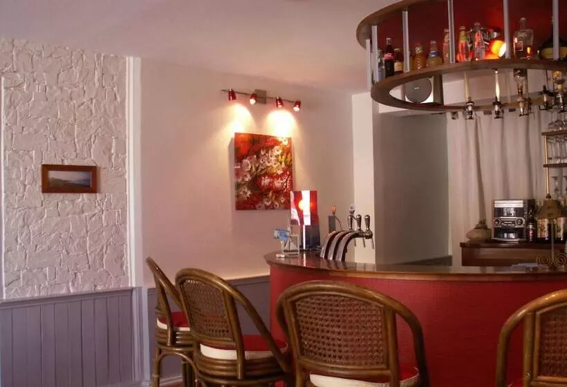 ホテル Alpha Océan