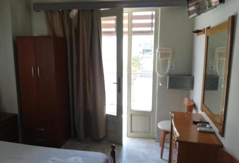 호텔 Bikakis Family Apartments