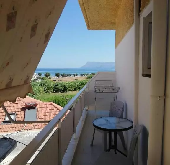 酒店 Bikakis Family Apartments