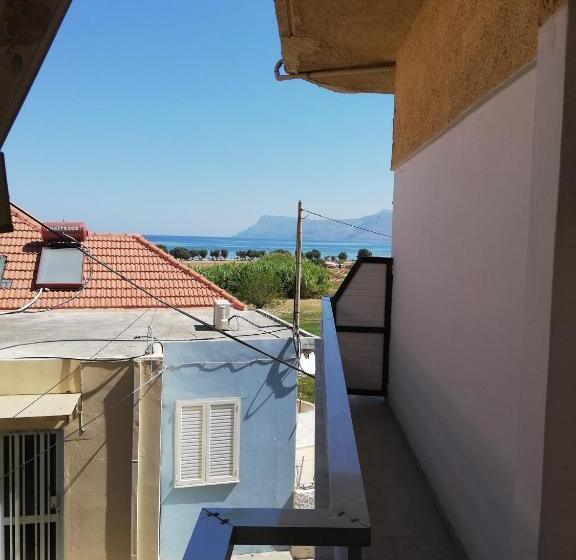 호텔 Bikakis Family Apartments