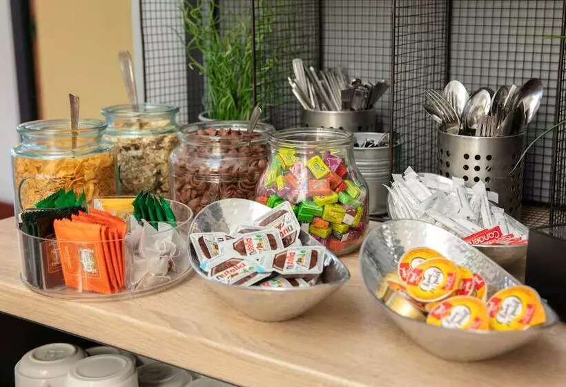 Hotel Kyriad Eco Lille Sud   Noyelles Godault