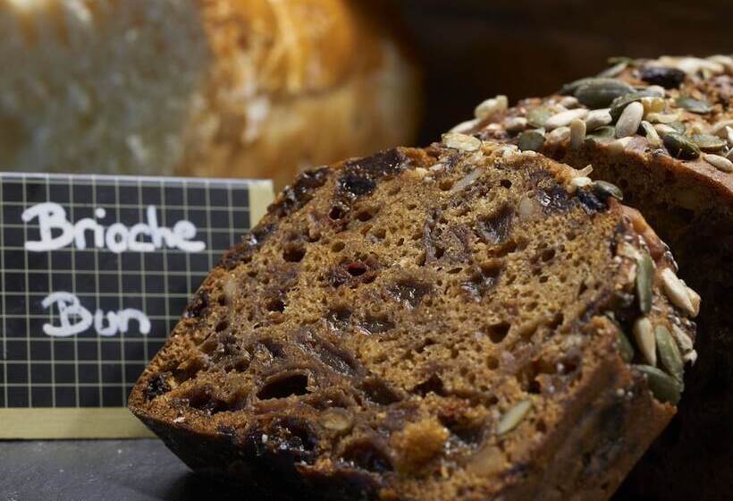 هتل Kyriad Eco Lille Sud Noyelles Godault