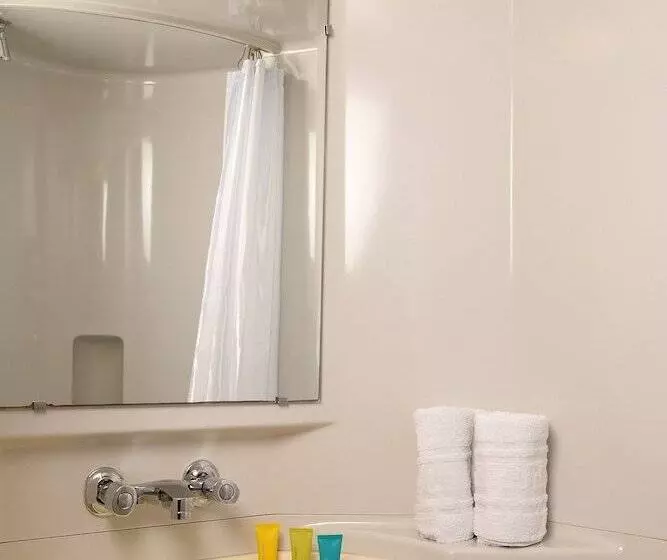 Hotel Kyriad Eco Lille Sud   Noyelles Godault