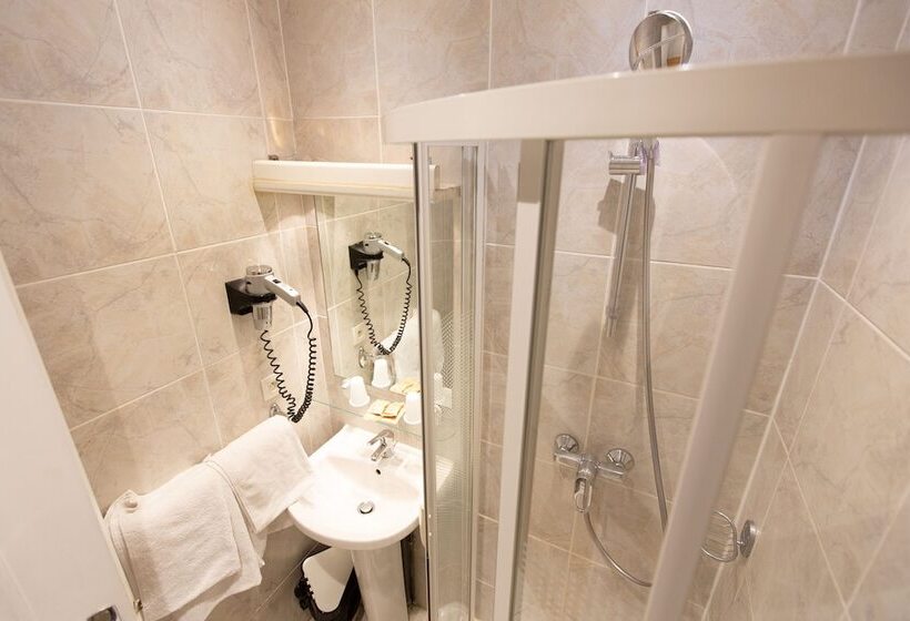 호텔 Lyo Hôtel   Centre Lyon Perrache