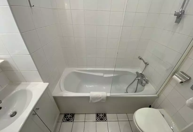 호텔 Lyo Hôtel Centre Lyon Perrache