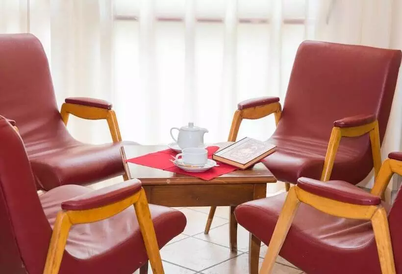 בית מלון כפרי Tirreno