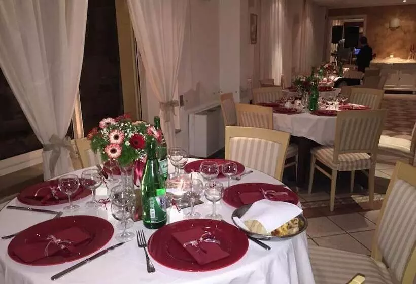 בית מלון כפרי Tirreno