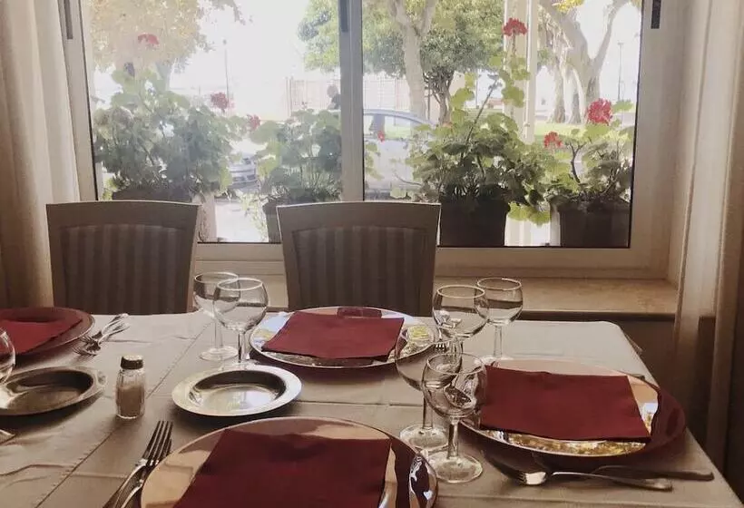 בית מלון כפרי Tirreno