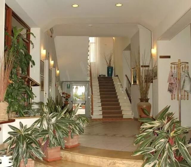 בית מלון כפרי Tirreno