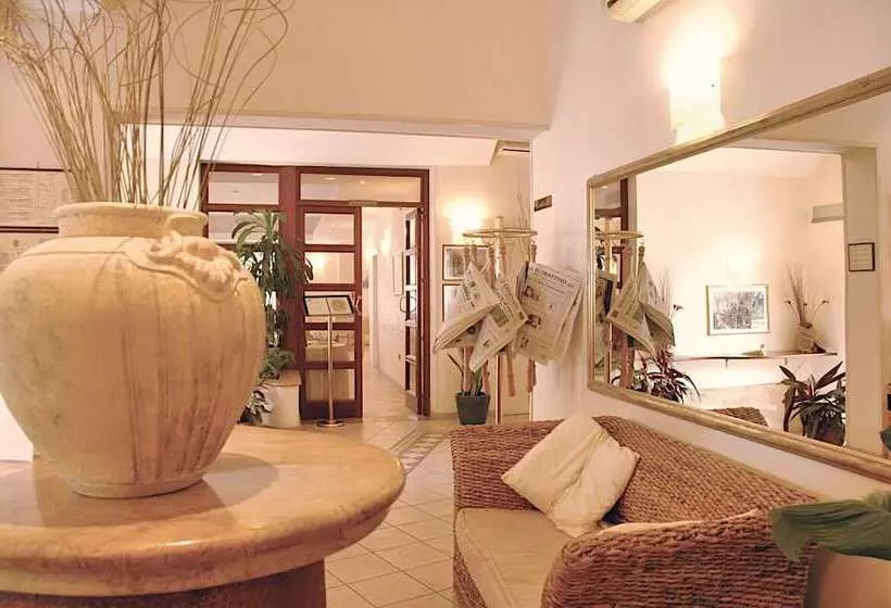 בית מלון כפרי Tirreno