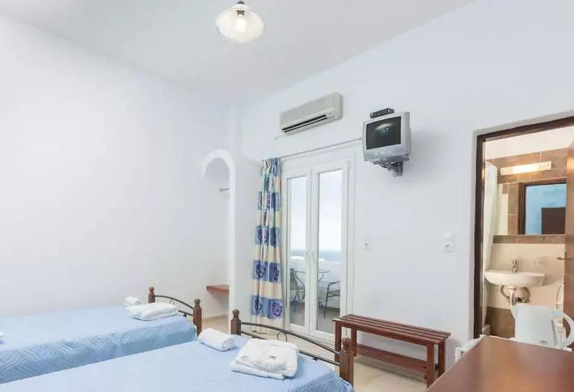 فندق Villa Pelekanos