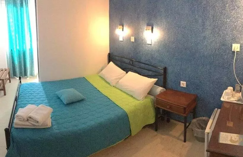 فندق Villa Pelekanos