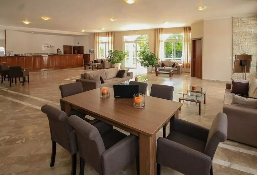 ホテル Yannis Corfu