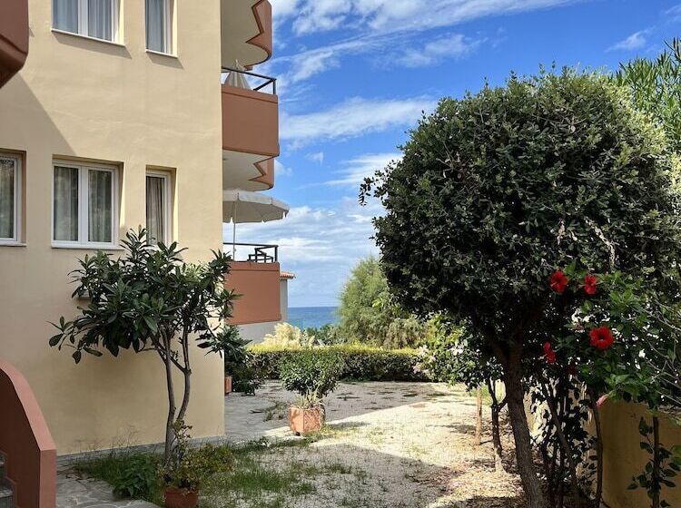 Iolkos Hotel Apartments