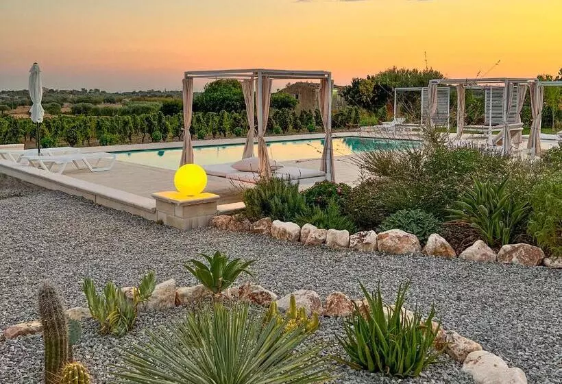 تختخواب و صبحانه Dimora Calauriia  Adults Only