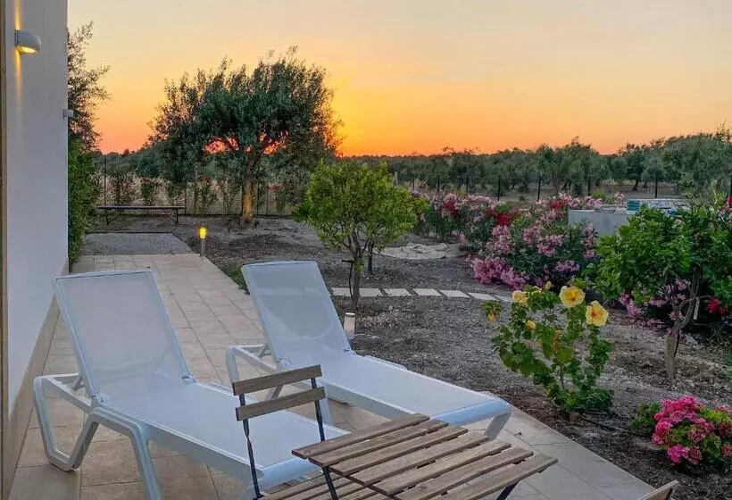 تختخواب و صبحانه Dimora Calauriia  Adults Only