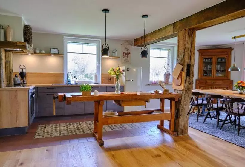 Aamiaismajoitus (B&B) Landhäuschen Anderswo