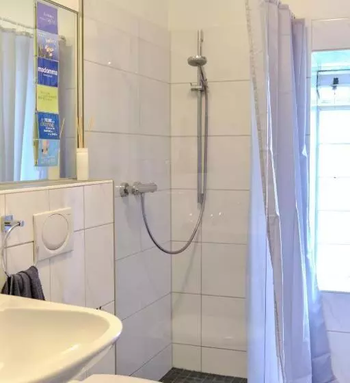 Aamiaismajoitus (B&B) Landhäuschen Anderswo