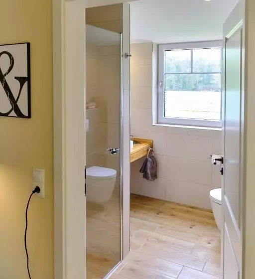 Aamiaismajoitus (B&B) Landhäuschen Anderswo