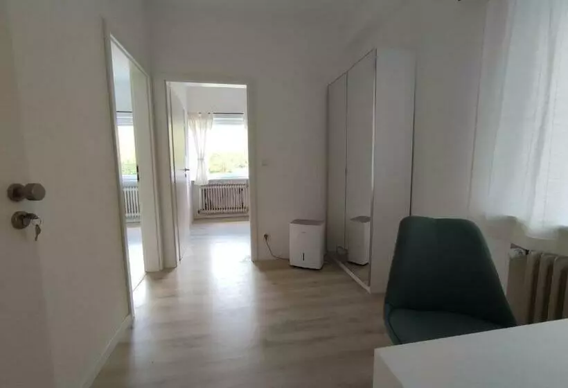 Aamiaismajoitus (B&B) Steepleview House