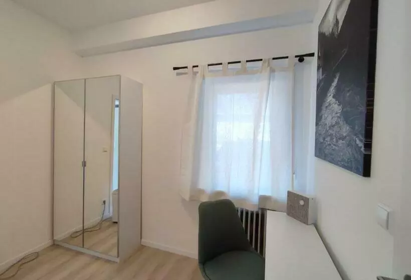 Aamiaismajoitus (B&B) Steepleview House