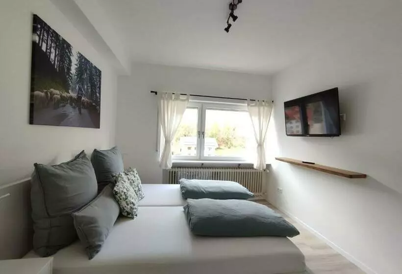 Aamiaismajoitus (B&B) Steepleview House