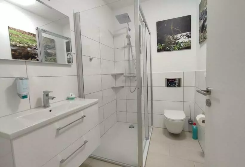 Aamiaismajoitus (B&B) Steepleview House