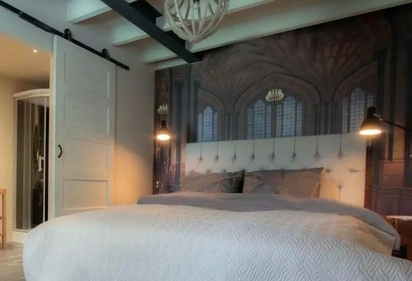 Bed & Breakfast Neeltje Soet