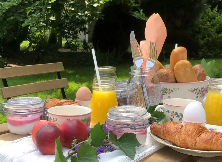 Bed & Breakfast Neeltje Soet