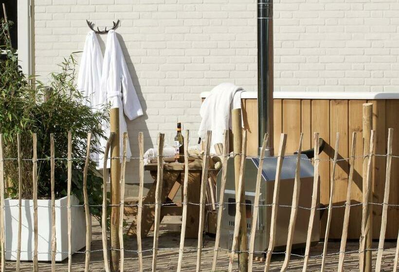 Bed & Breakfast Neeltje Soet