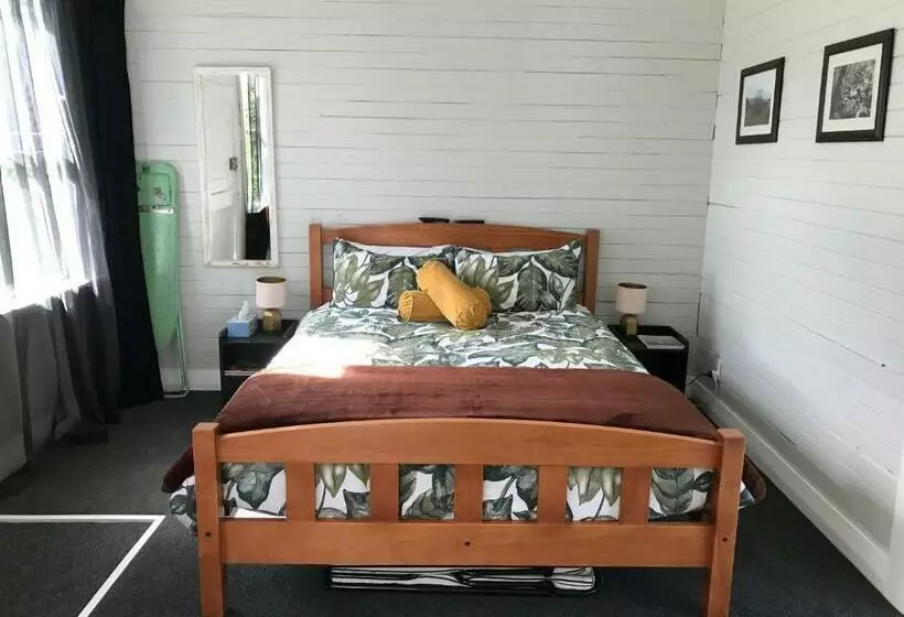 Majatalo Stump Cottage