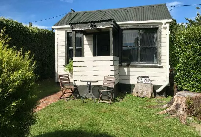 Majatalo Stump Cottage