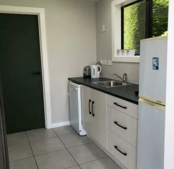 Majatalo Stump Cottage