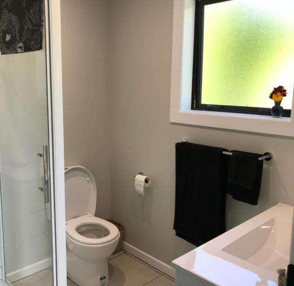 بنسيون Stump Cottage