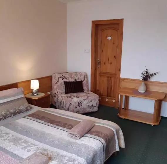 ペンション Vila Happy