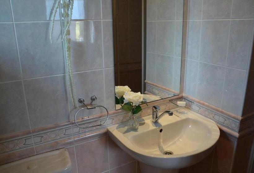 پانسیون Vila Happy