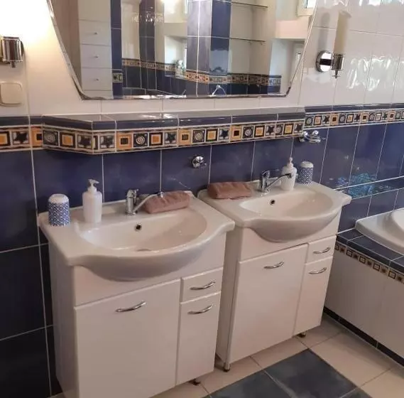 ペンション Vila Happy