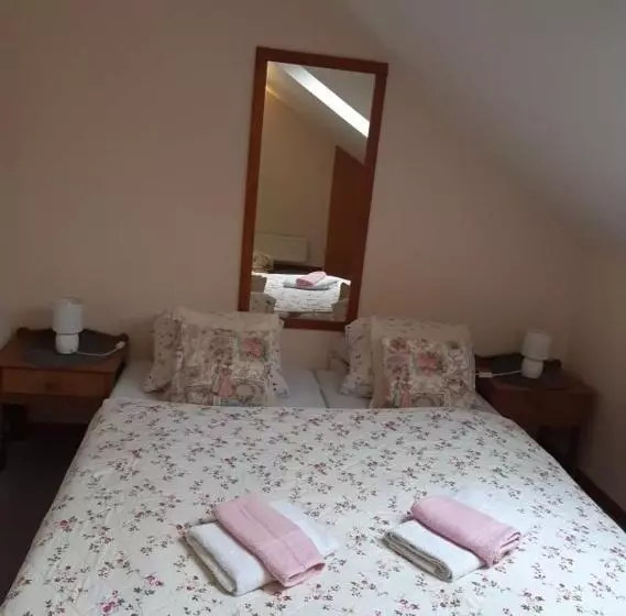 ペンション Vila Happy