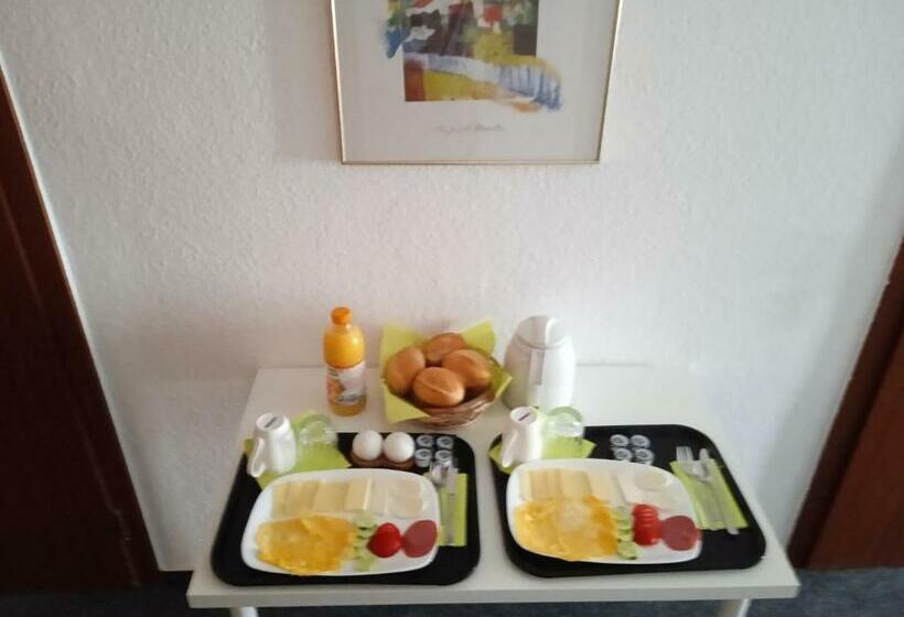 Pension A2 Rothensee / Magdeburg