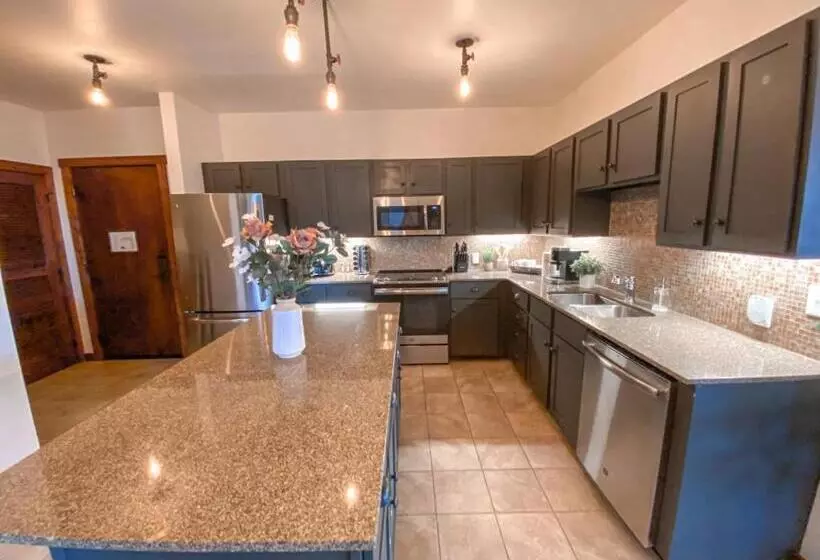 Remodeled Ski In Out   305 Soaring Eagle   Luxury!