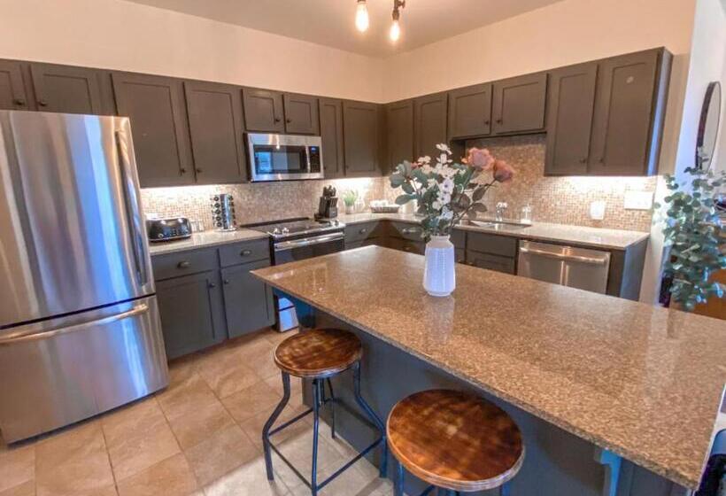 Remodeled Ski In Out   305 Soaring Eagle   Luxury!