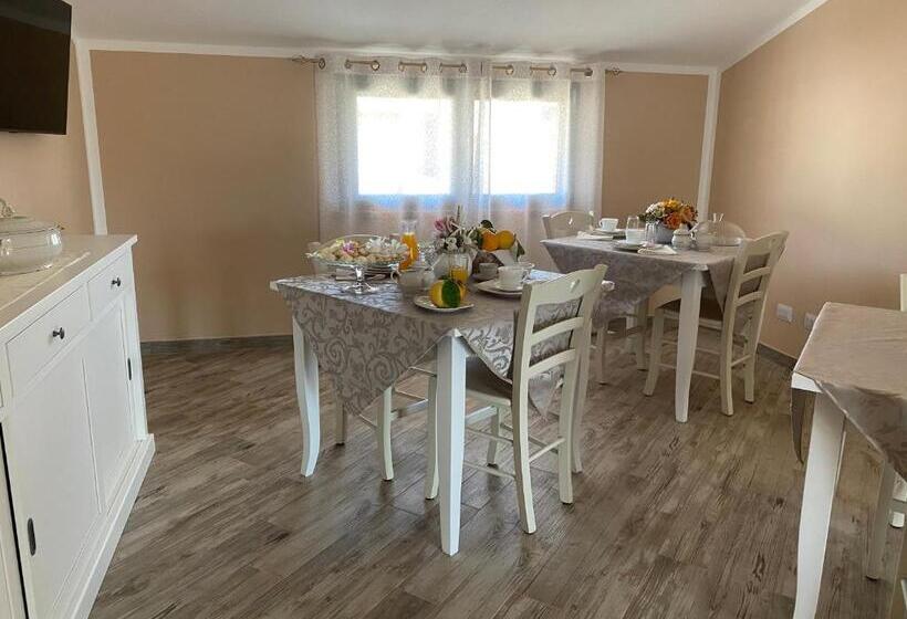 민박 La Soffitta Di Emmasofia